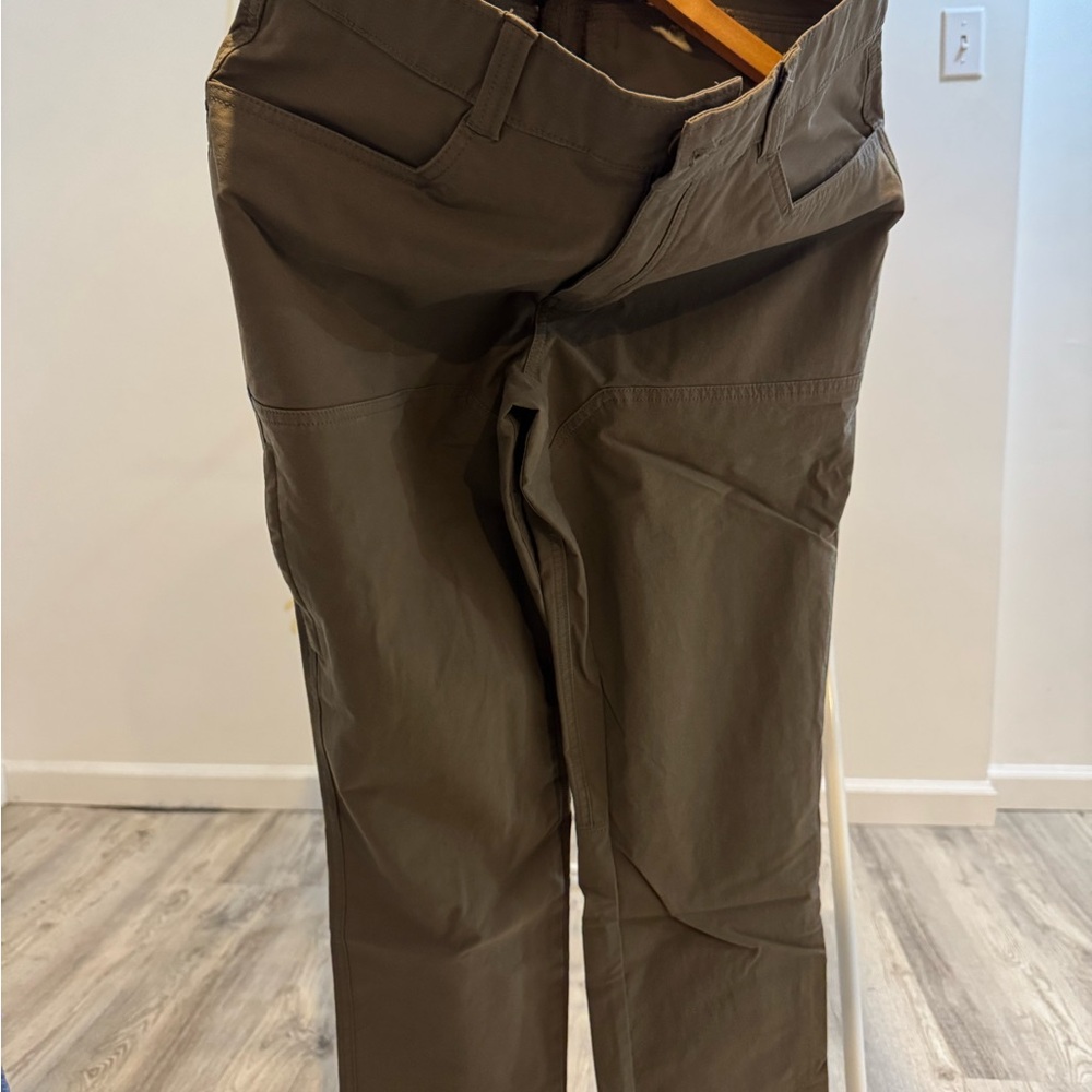 Kirkland Signature Men's Dark Brown Cargo Pants